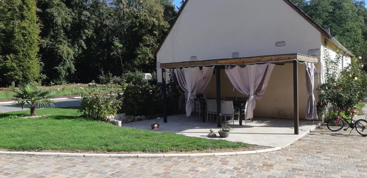 Chambres D'Hotes Chez Sylvie Donnemain-Saint-Mames Εξωτερικό φωτογραφία