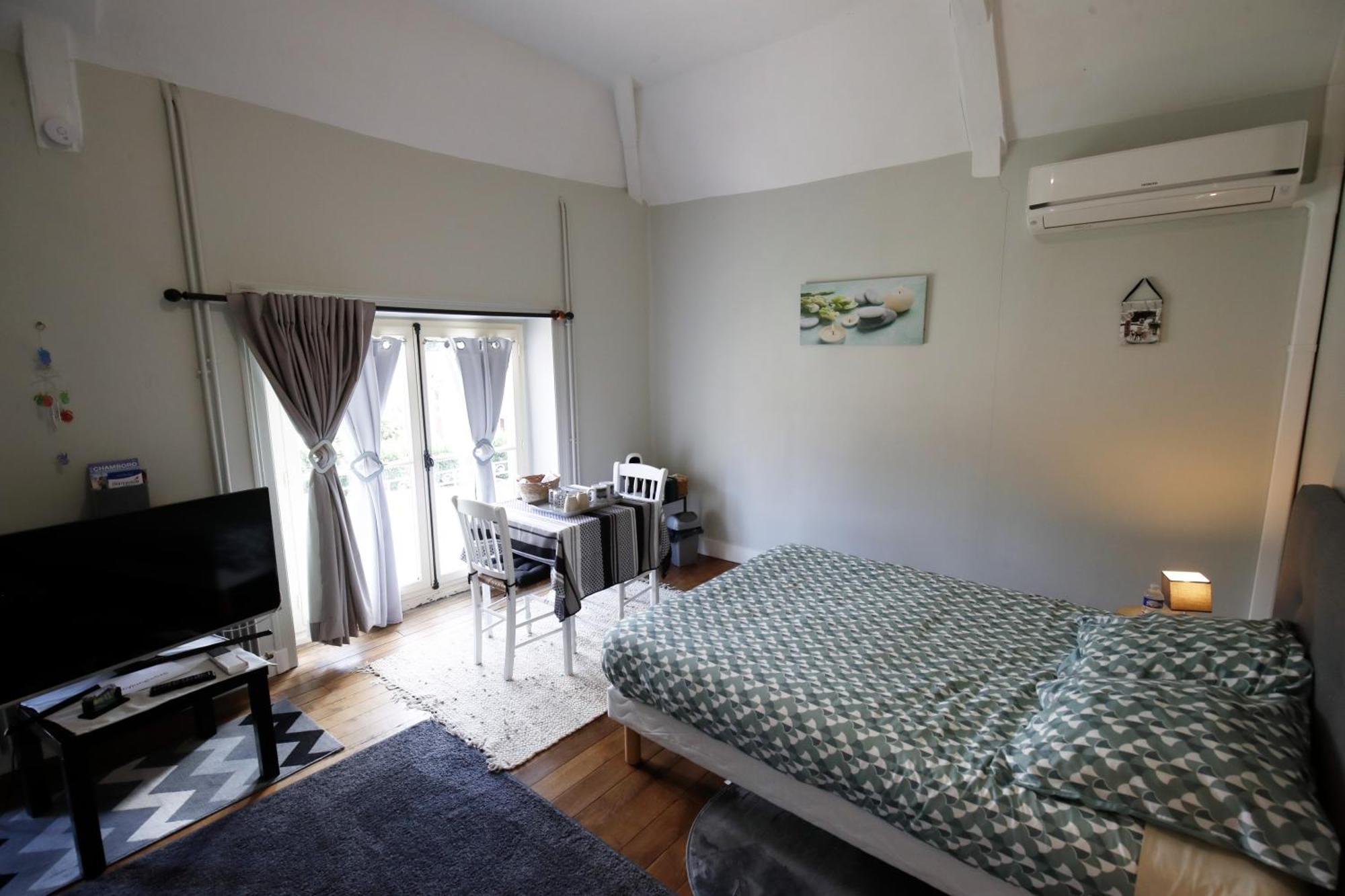 Chambres D'Hotes Chez Sylvie Donnemain-Saint-Mames Εξωτερικό φωτογραφία