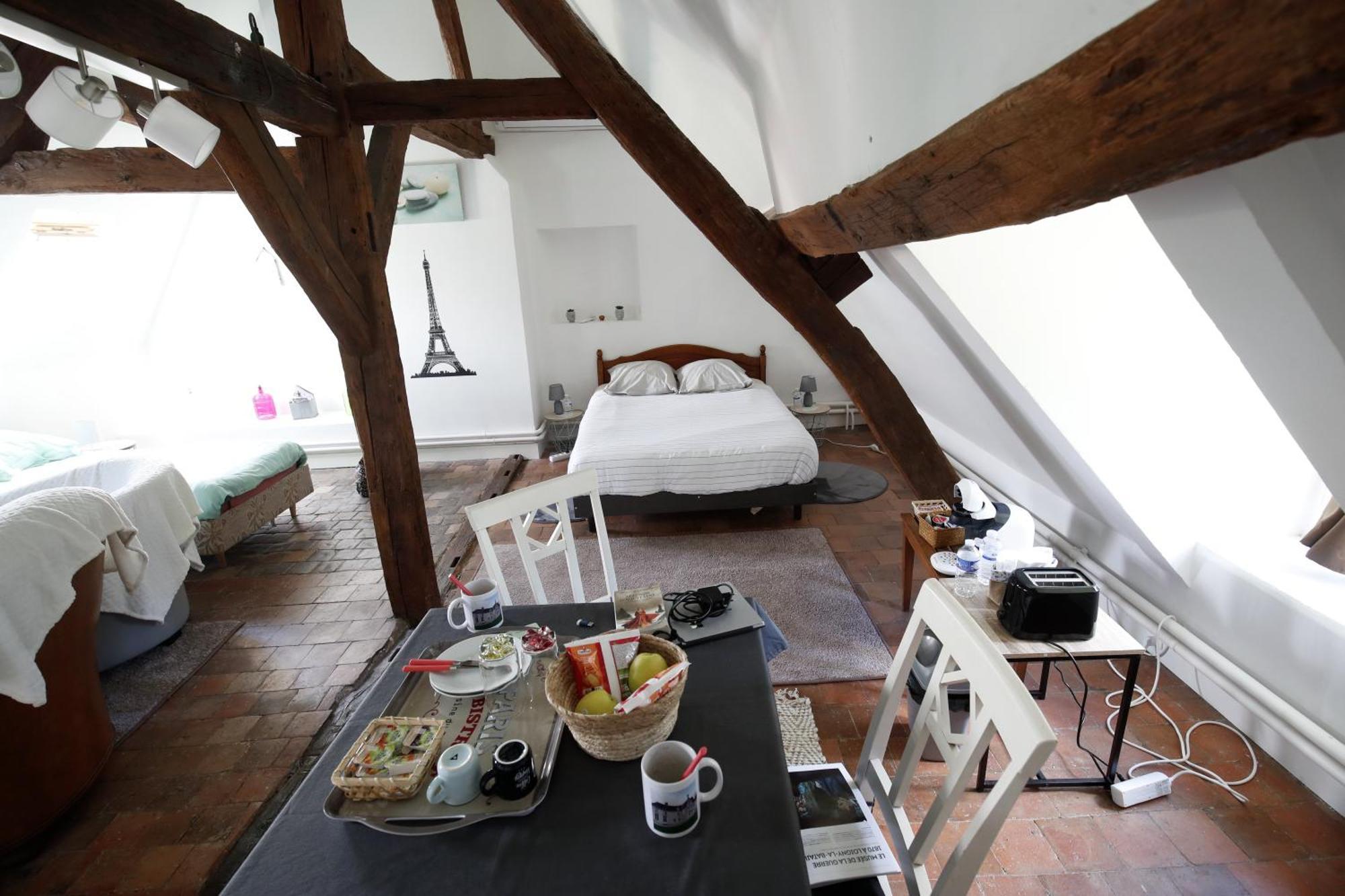 Chambres D'Hotes Chez Sylvie Donnemain-Saint-Mames Εξωτερικό φωτογραφία