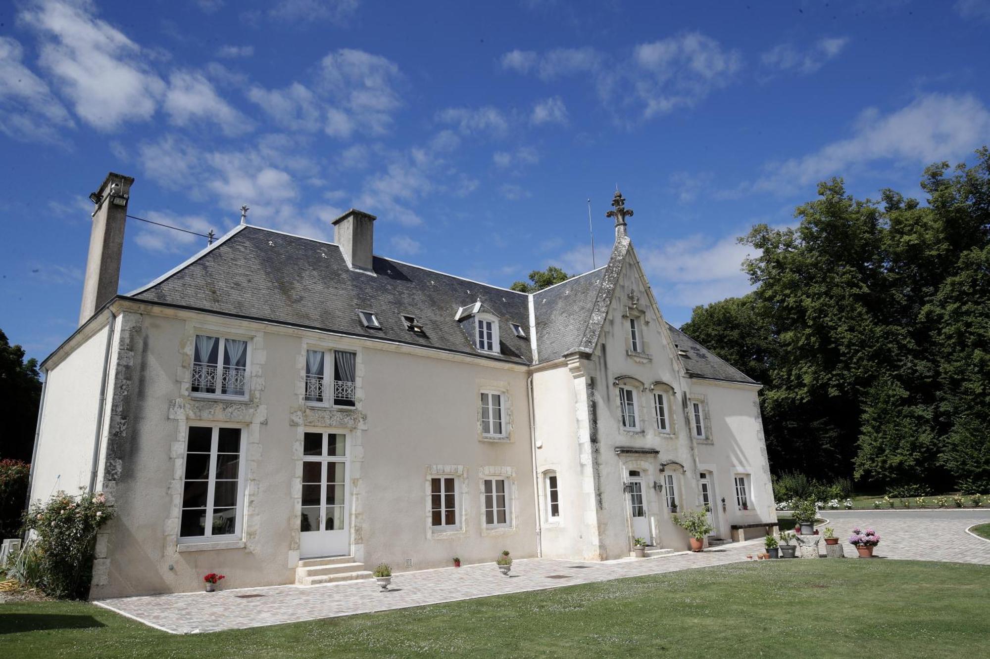 Chambres D'Hotes Chez Sylvie Donnemain-Saint-Mames Εξωτερικό φωτογραφία